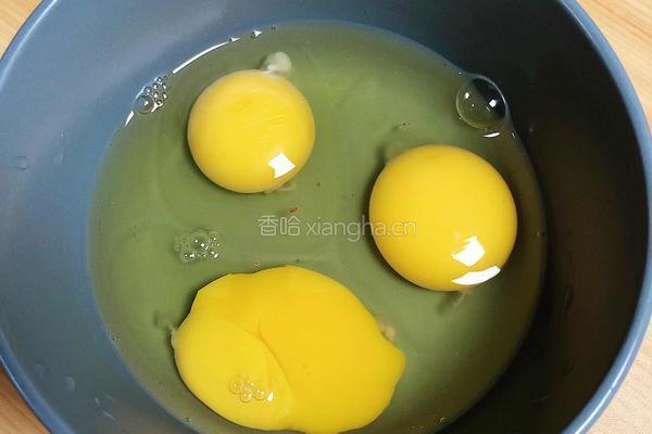 芝士裙带菜厚蛋烧（5分钟快手餐）的做法图解3