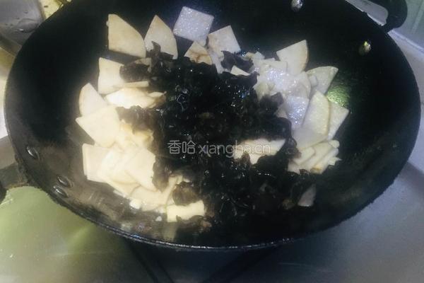 淮山炒木耳的做法图解4