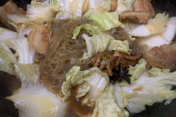 白菜猪肉炖粉条的做法图解8