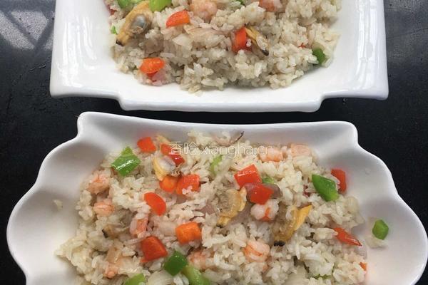 海鲜芝士焗饭的做法图解2