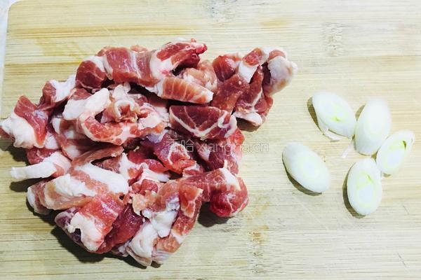 香菇肉酱饭的做法图解1