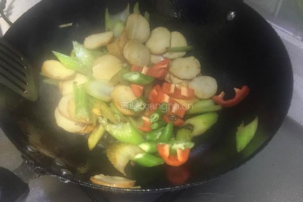 西芹炒素鸡的做法图解8