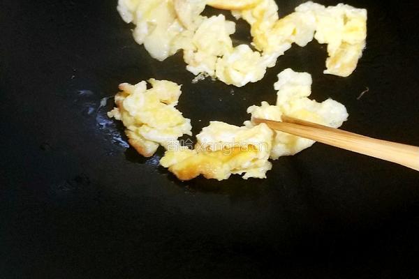 圆白菜炒鸡蛋的做法图解6
