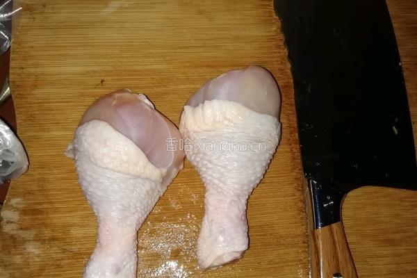 香菇片炒鸡肉的做法图解3