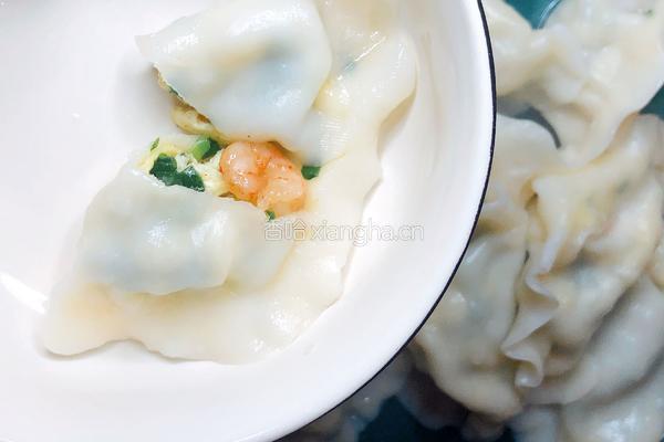 韭菜鸡蛋鲜虾水饺