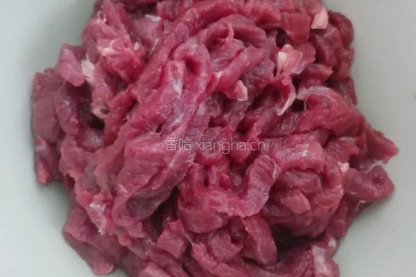 青菜牛肉干锅的做法图解1