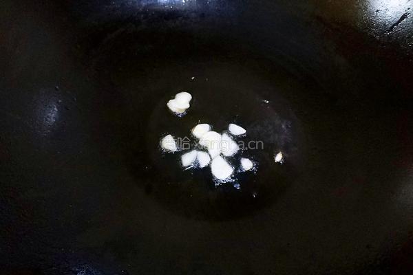黑木耳炒青菜的做法图解4