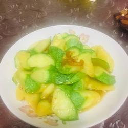 干虾仁炒小瓜的做法[图]