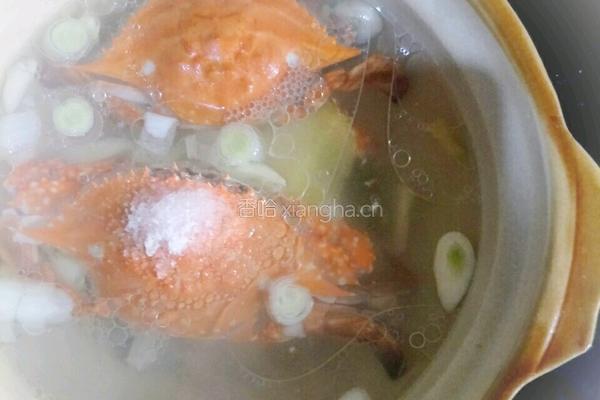 捞只蟹子做汤喝的做法图解4