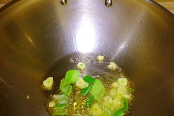 杏鲍菇炒彩椒的做法图解4