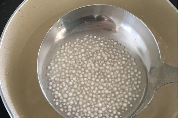 香芋椰汁西米露的做法图解3