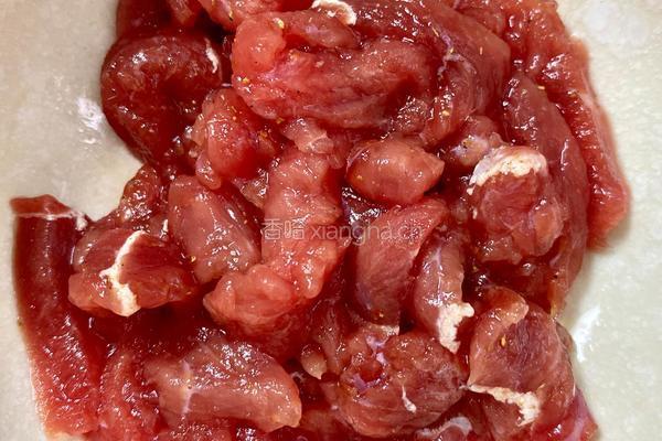 黑胡椒牛肉意面的做法图解1