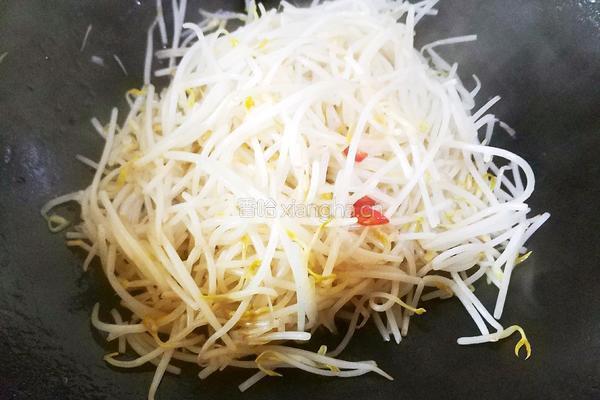 韭菜炒豆芽的做法图解5