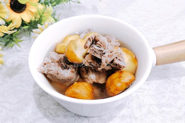 板栗排骨汤的做法图解13