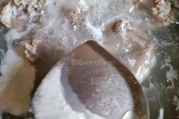 胡萝卜山药排骨汤的做法图解3