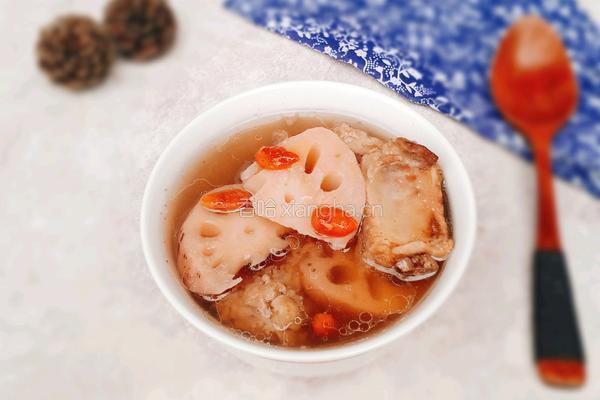 枸杞莲藕排骨汤的做法图解14