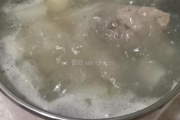 筒骨冬瓜汤的做法图解2
