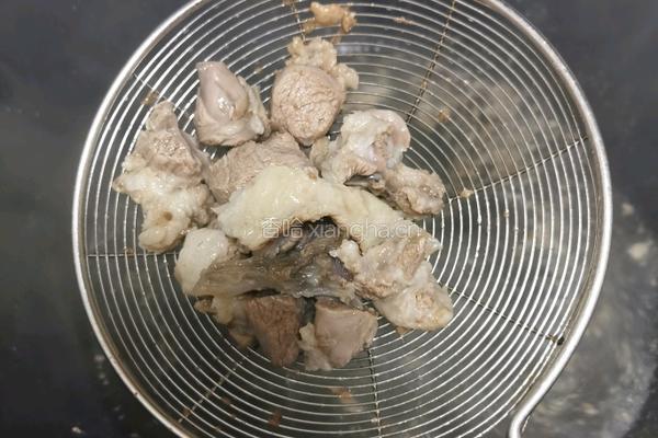 萝卜羊肉汤的做法图解3