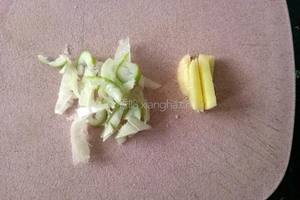 番茄豆腐菌菇汤的做法图解4
