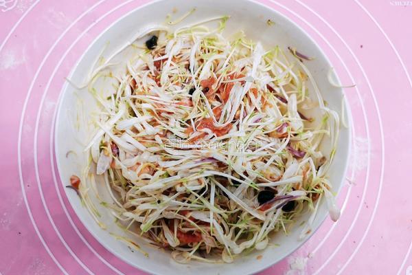 菊花猪肉馅饼的做法图解1
