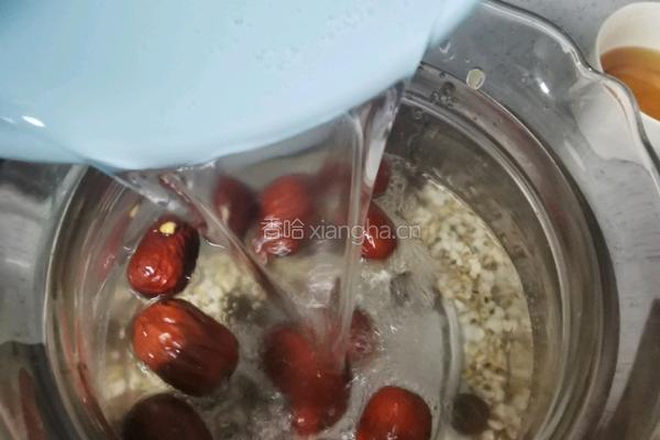 桂圆红枣薏米汤的做法图解7