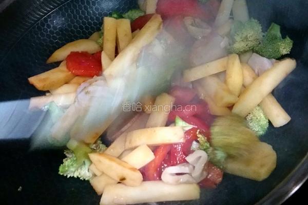 土豆咸笋汤的做法图解10
