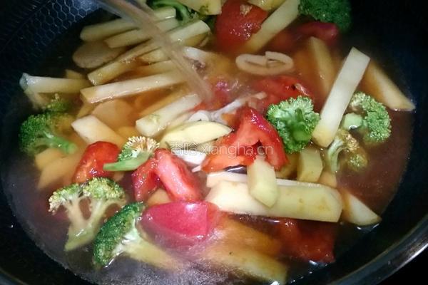 土豆咸笋汤的做法图解11