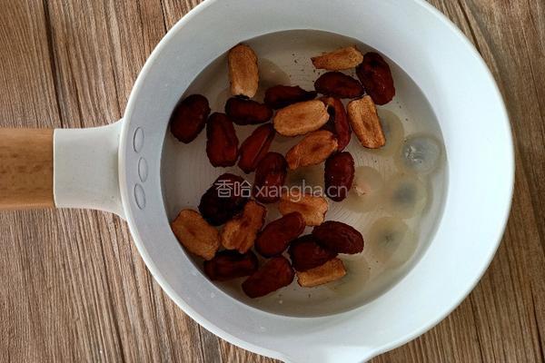 红枣桂圆甜汤的做法图解5