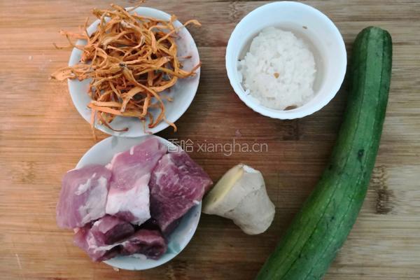 虫草花丝瓜瘦肉汤的做法图解1