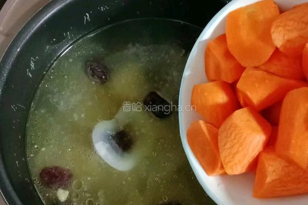 海底椰胡萝卜鸡汤的做法图解10