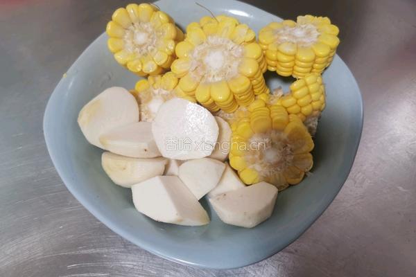 山药玉米排骨汤的做法图解7