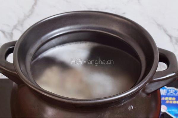 排骨山药玉米胡萝卜汤的做法图解9