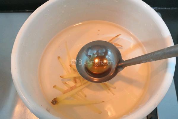 蟹柳豆芽汤的做法图解11