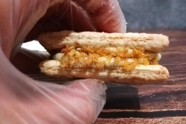 咸蛋黄肉松牛轧酥的做法图解8