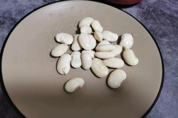 红豆薏米芸豆汤（健脾利湿）的做法图解3