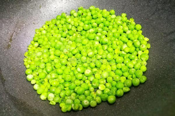 营养美味的豌豆炒牛肉的做法图解13