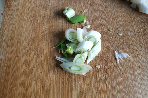 娃娃菜海鲜菇丸子汤的做法图解7