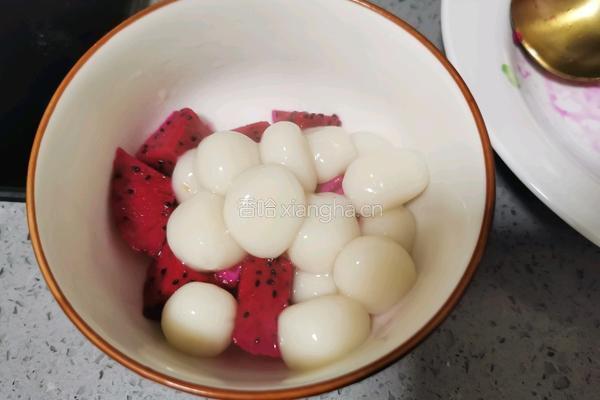 火龙果圆子汤的做法图解7