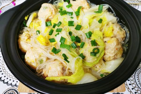 粉丝白菜丸子煲的做法图解8