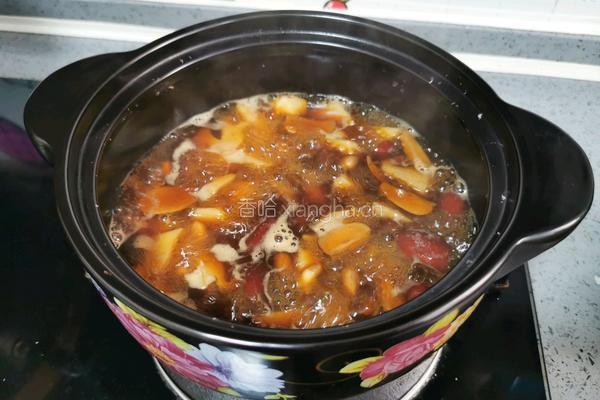 莲藕芋头红枣汤的做法图解12