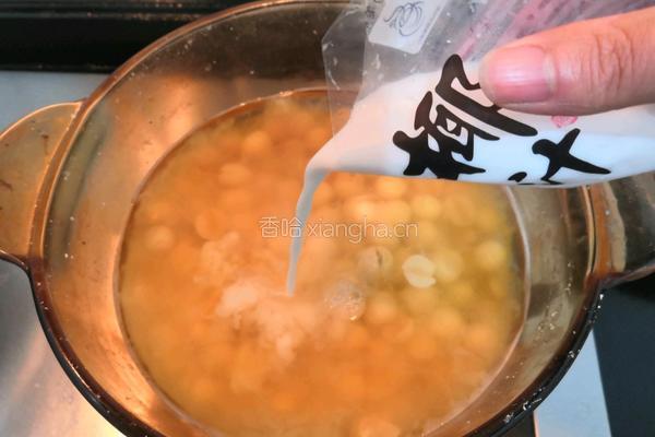 桂花椰奶莲子汤的做法图解8