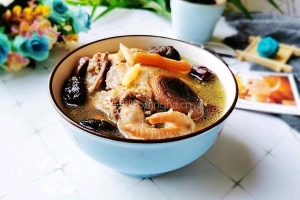 麦冬香菇炖鸡汤的做法图解10