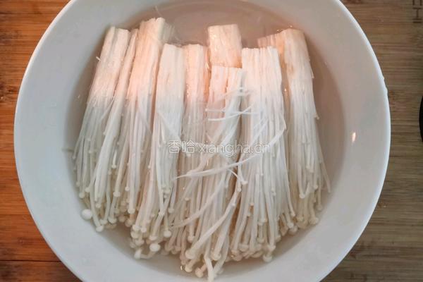 番茄金针菇豆腐汤的做法图解5