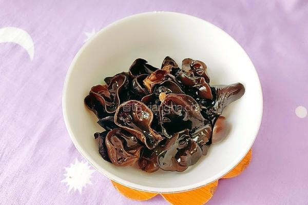 木耳酸菜粉丝老鸭汤的做法图解15
