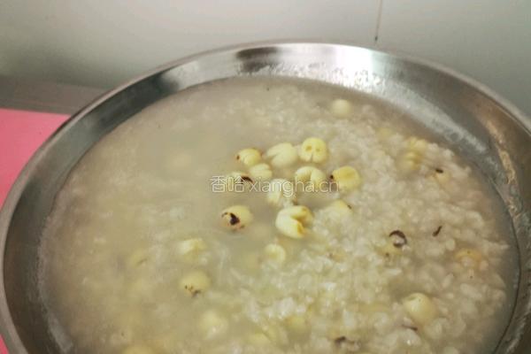 糯米莲子羹的做法图解5