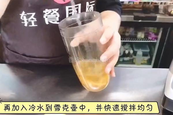 热饮水果茶|蜜桃百香果茶的做法图解3