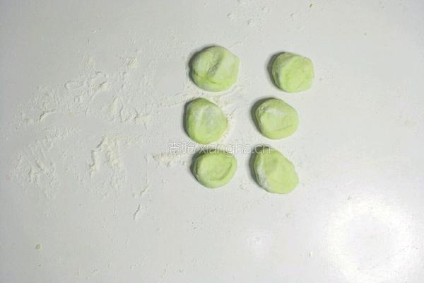 美味彩色素饺子的做法图解9