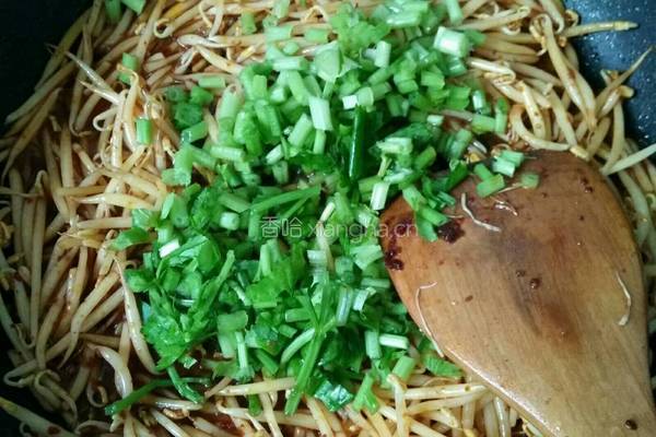 香辣豆芽肉片面的做法图解7