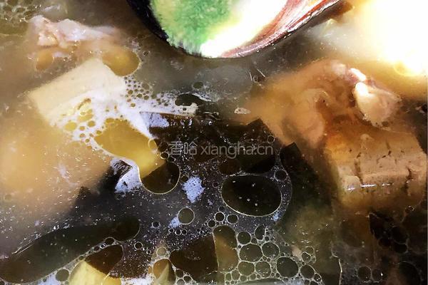 海带骨头豆腐汤的做法图解11