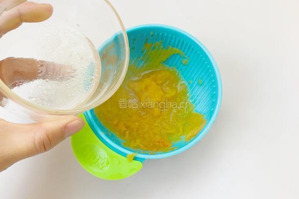 7个月加宝宝辅食：鸡汤南瓜米糊的做法图解5